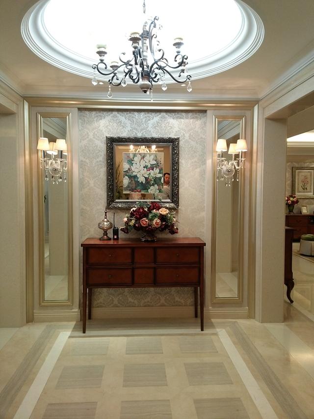 美式风格的样板间，装修设计超漂亮奢华，以后买房照着装准没错