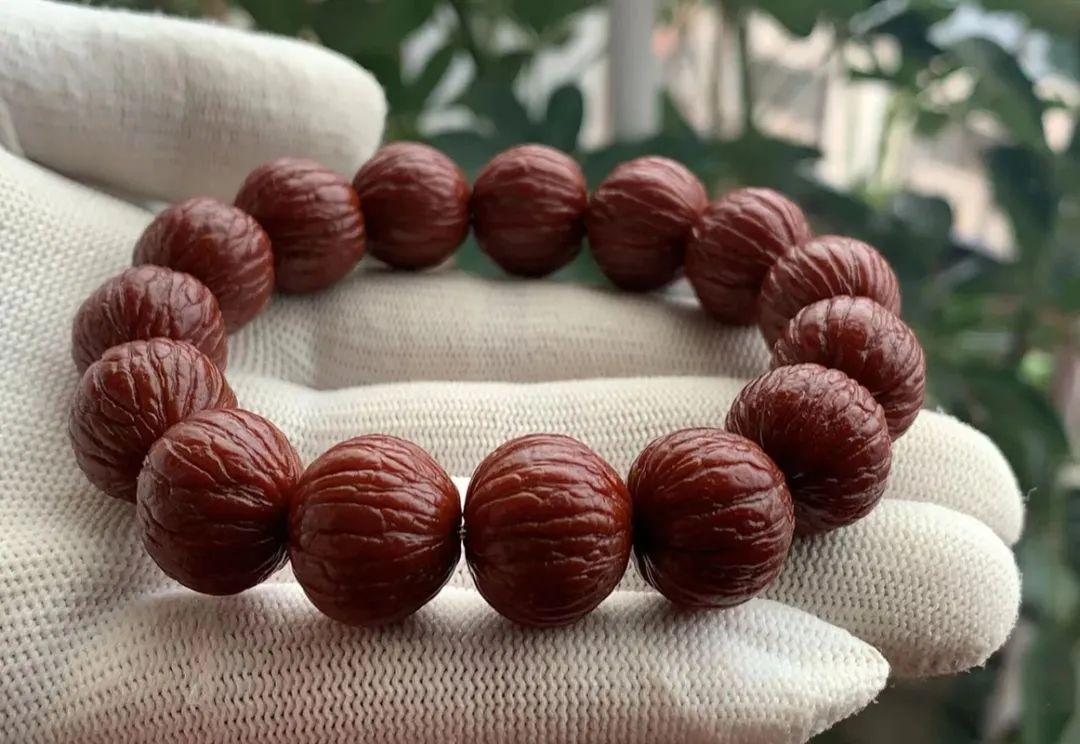 文玩|有的串儿，不用上配饰就很美了