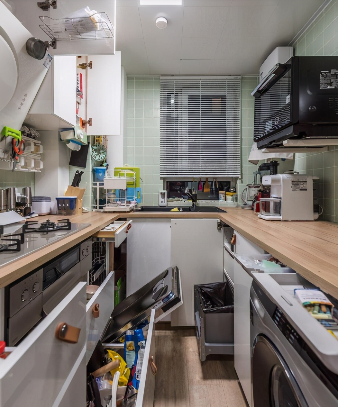 38平米的小家,客厅餐厅衣帽间卧室一个不少,一人一汪住超舒服