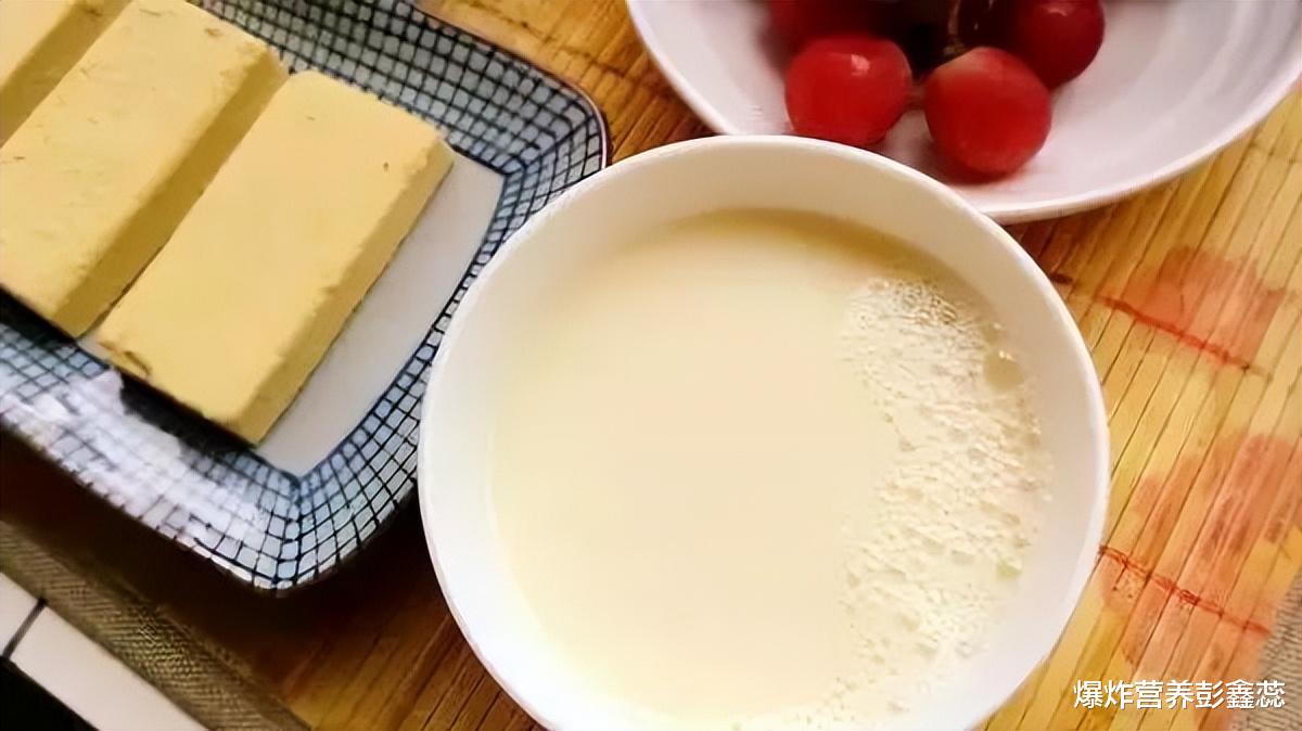祛湿|常识：牛奶不能与这4类食物同食，否则危害健康？要清楚事实