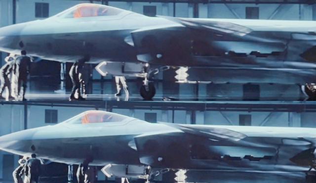 王一博|王一博新片《长空之王》，扮演飞行员雷宇，热血青年诠释空军精神