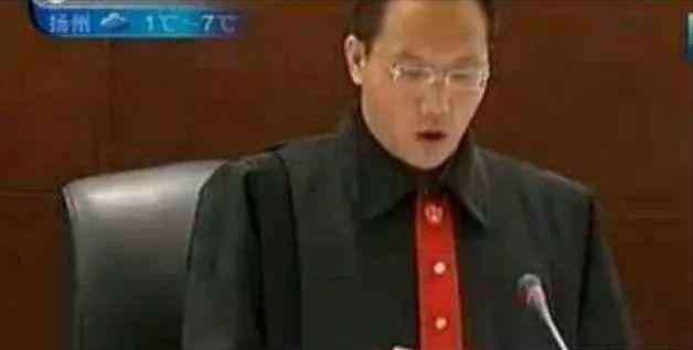 2007年,法官一句“不是你撞的,你为什么要扶?”至今仍让人心寒