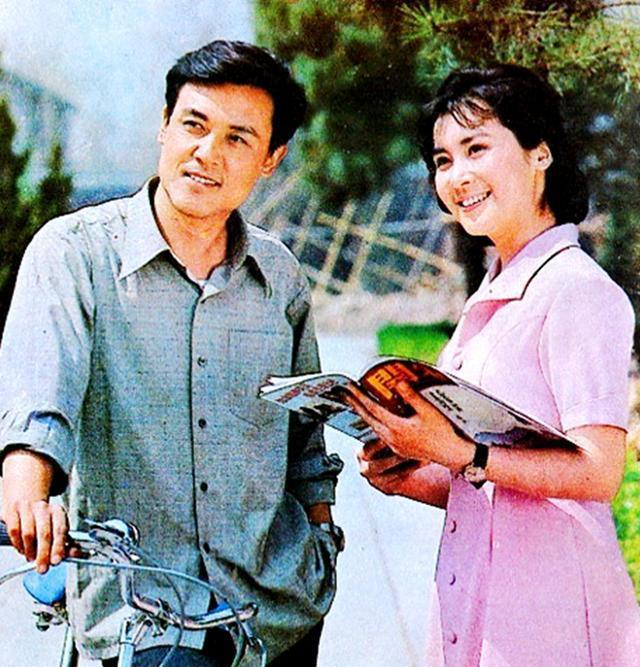 他们在相爱|42年前《他们在相爱》上映，达式常肖雄主演，遗憾三位老演员离世