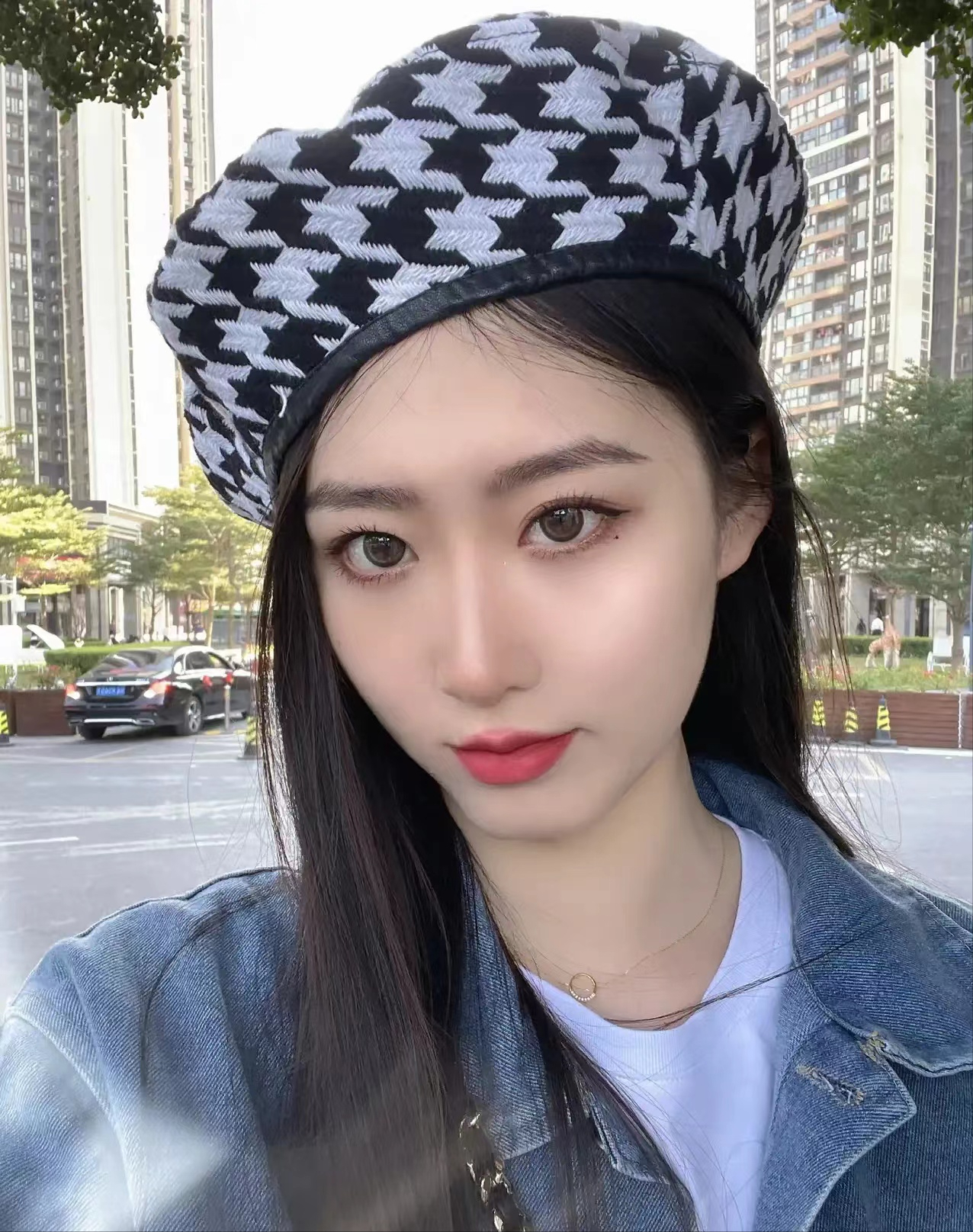 C罗|广东队超新星晒女友合照！身材高挑+颜值出众，外出游玩十分浪漫