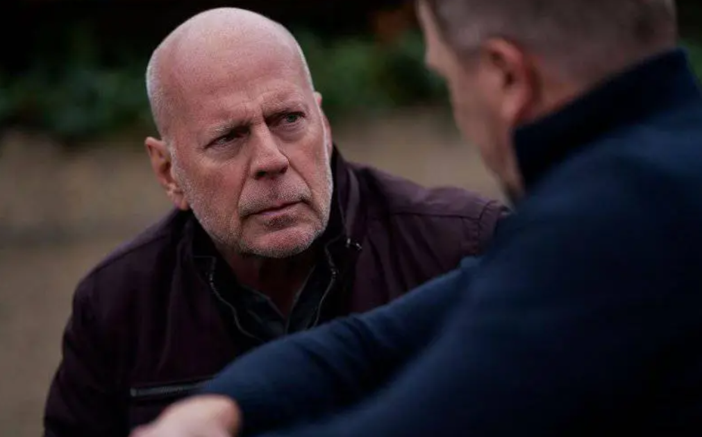 布鲁斯·威利斯|布鲁斯·威利斯《侠探特攻2:赎罪行动》生涯最后搏命演出,广获好评!