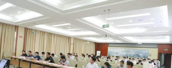 招聘|乡镇公务员开启招聘，优先录取符合条件的人，待遇好还是编制内