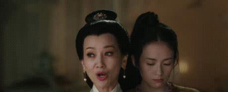 抖音|娱乐圈的10位演员:黄磊演戏被嘲像厨子,赵雅芝摇头晃脑