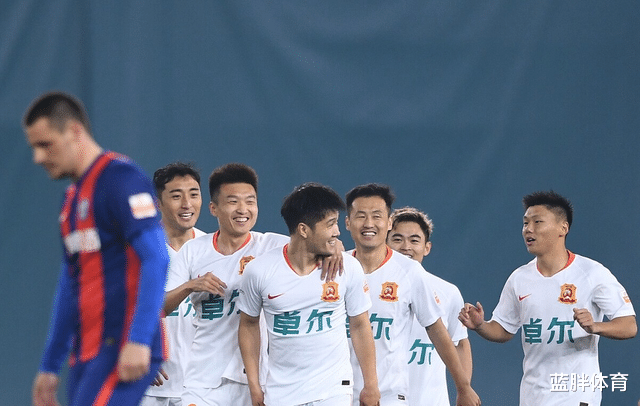 本澤馬|李金羽將正式留任武漢主帥，新星或因此留隊(duì)，曾在豪門(mén)效力