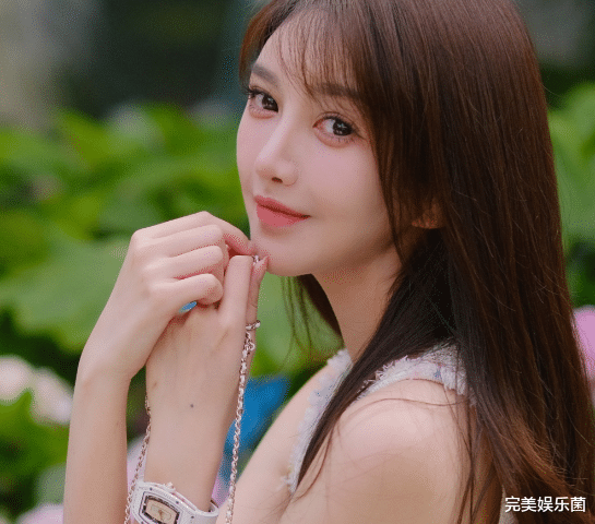 黄晓明|尹正发文为黄晓明证清白,叶珂好友发文疑蹭热度,网友:剧本我熟