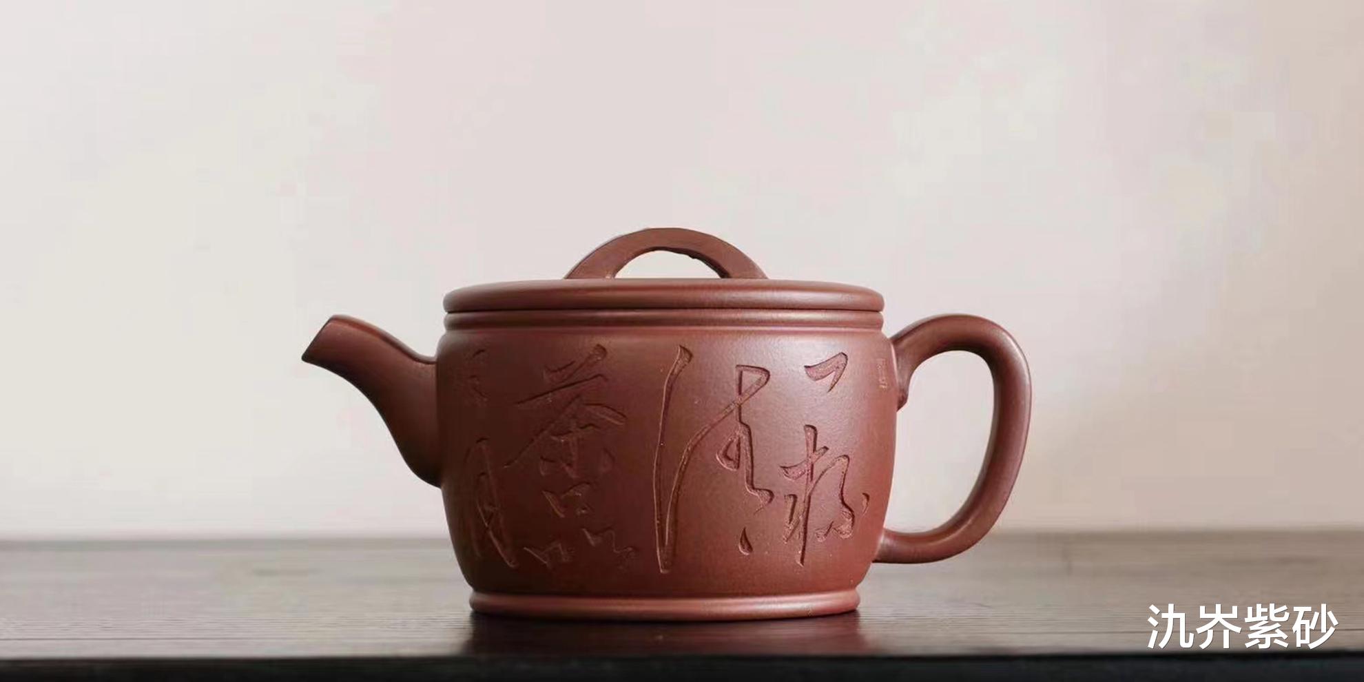 文玩核桃|买紫砂壶根本不必在意泥料，因为泥料占一把壶的成本比重极低！