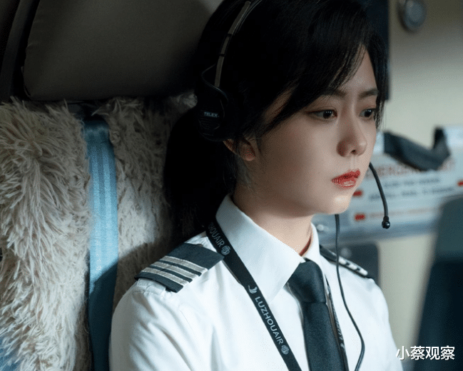 靳东|2023开年演技大赏,老戏骨遭质疑,是能力不足还是剧本限制?