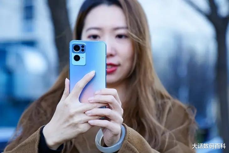 传感器|1739元，OPPOReno7，推荐给喜欢自拍的“女神”