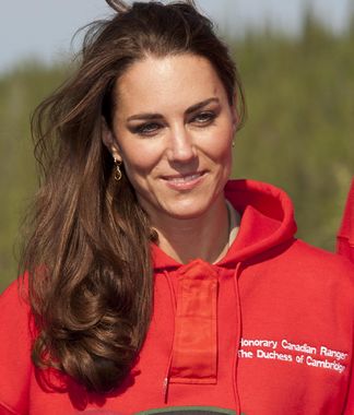 威廉王子要携家搬离白金汉宫,凯特倔强自我延续戴安娜与王室之战