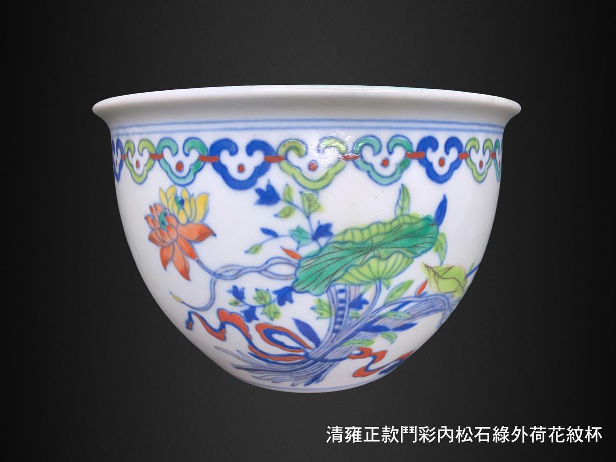 斗彩|斗彩莲花杯,收藏价值极高,深受藏家青睐