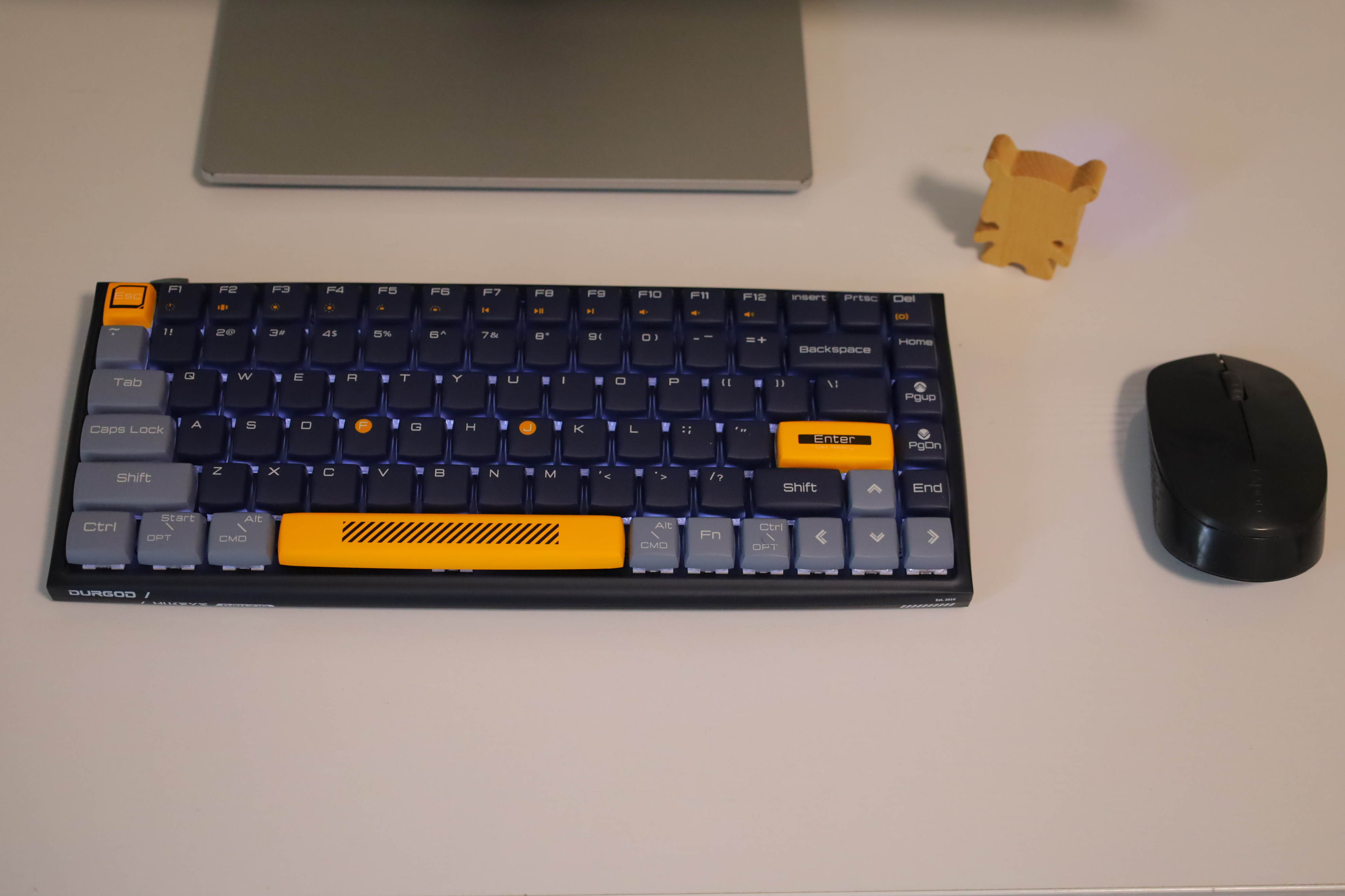 键盘真的不错，办公游戏轻松胜任，杜伽Hi Keys双模机械键盘体验。