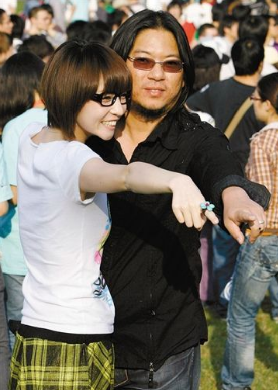 高晓松|高晓松：在父母离异的阴影中长大，如今女儿又成了单亲家庭