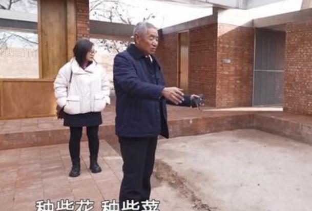 王小骞吐槽132万红砖房,设计师误把自己当艺术家,不尊重委托人