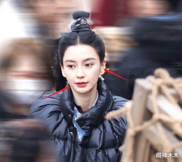 微笑|baby新剧路透引热议，造型怪异微笑唇抢镜，还撞型黎姿“赵敏”