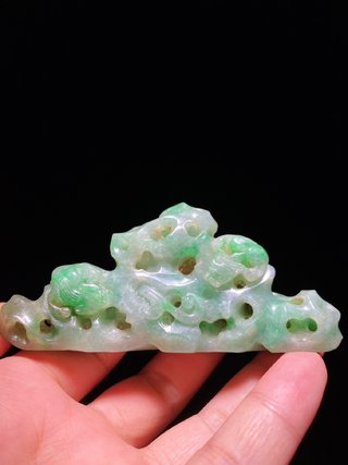 翡翠|清 冰种老坑翡翠 飘绿 苍龙教子 盘螭笔山 笔架