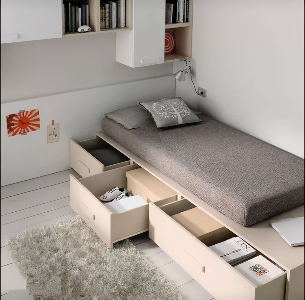 小户型客厅怎么设计才显大?这样做,沙发茶几一样都不缺!