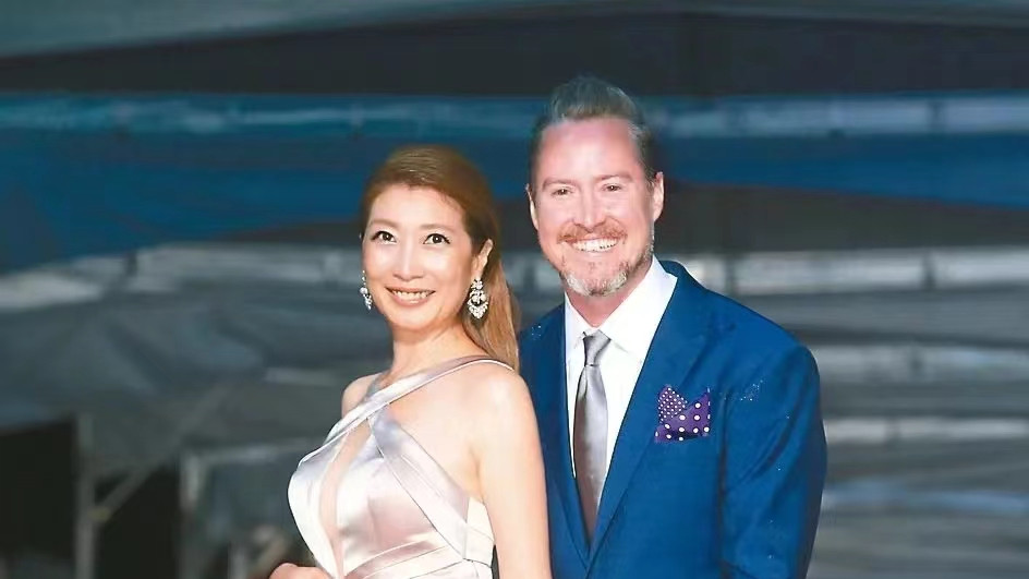 夏克立|夏克立再次发文，炮轰前妻黄嘉千，亲自揭露离婚内幕