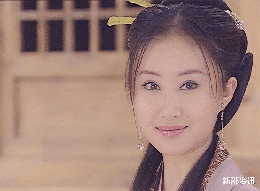 |内娱尽头是直播?转行带货12位明星,有人下跪道歉,有人捐款外逃