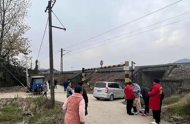 种种迹象综合分析,胡鑫宇失踪案的调查,还是要从“车”上入手
