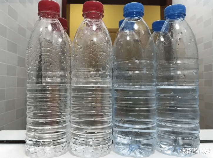 喝完的矿泉水瓶别扔了,放厨房有大用处,装粮食腌菜,好用还省钱