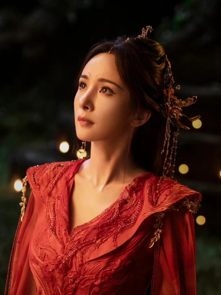 龚俊|新剧还在拍摄,杨幂龚俊粉丝就开始撕番,互相谩骂揭短儿,太败路人缘了