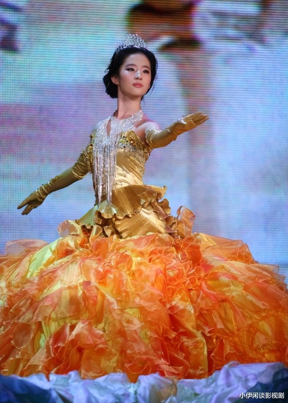 金鹰女神|今年金鹰女神花落谁家?历届8位女神,有人蒸蒸日上,有人已塌房