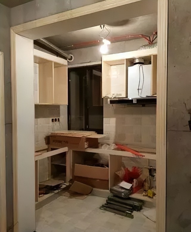 婆婆参观我们装修的新房，却说像是坟墓房，真是气死人