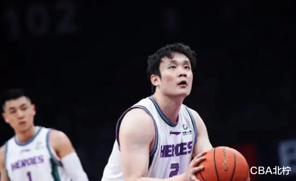 CBA三消息:辽宁三大将全归队,张镇麟正视差距,上海交易引争议