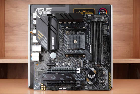 机箱|年终奖我帮各位想好去处了，快进来，我这里有好康的