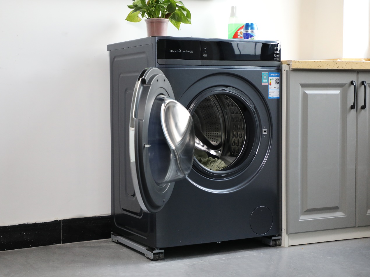 洗衣机|超薄机身 彩屏数控：云米master2洗烘一体机实力展现品质生活