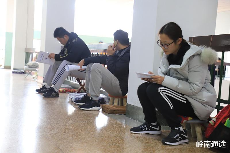 教育部|大学生校招和社会招聘，哪种方式好？我建议优先考虑校园招聘！