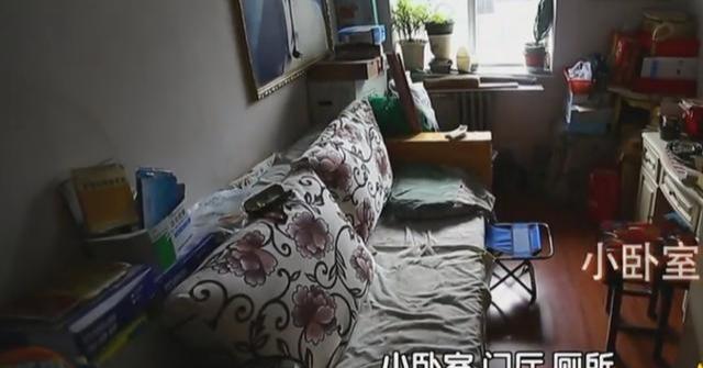 倒插门女婿不好当！祖孙3代蜗居50㎡，夫妻分开睡，无半点私生活