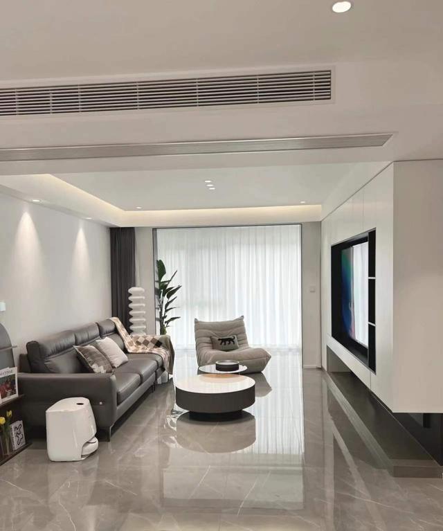 江苏90后夫妇，拒绝“过度装修”，把110㎡新家装得堪称收纳教科书