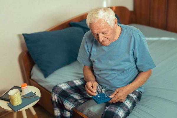 风湿病|提醒中老年人：想要健康长寿，需避开这3个健康陷阱，否则伤身！