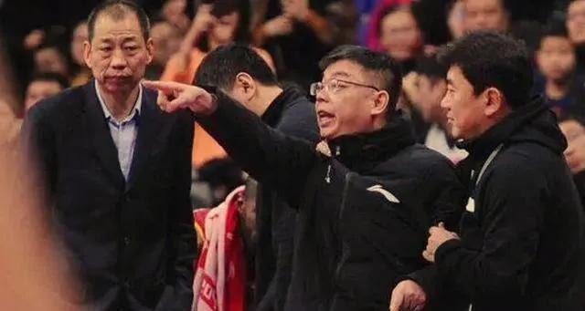 浙江男篮|浙江怼刘维伟&辽宁失周琦！谈钱伤了感情，要么屈服要么离开