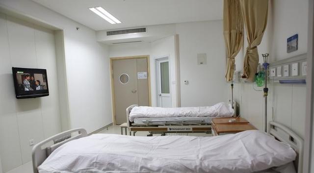 1983年河南万人公审大会，男子被枪决前大喊：要杀就赶紧杀