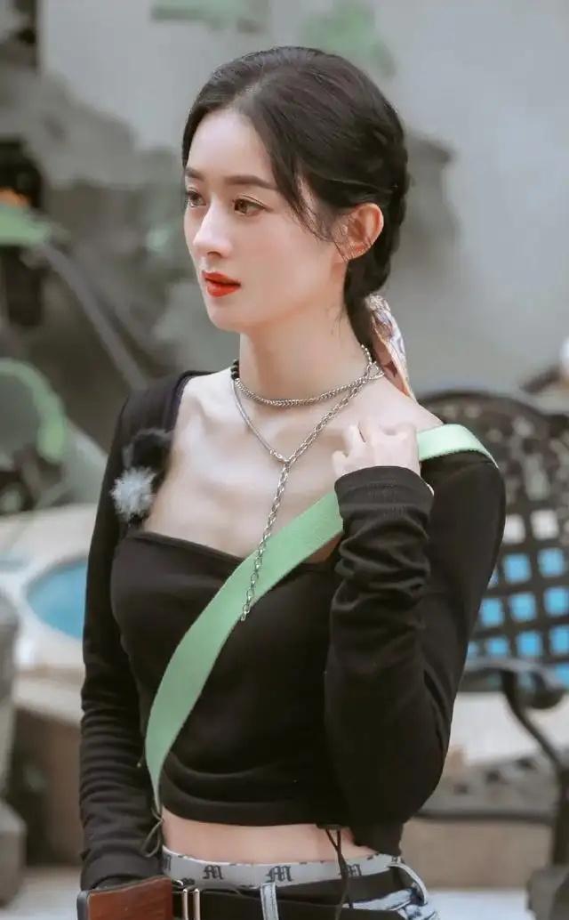 赵丽颖 赵丽颖回应减肥传闻，不知不觉胖了，网友笑喷了