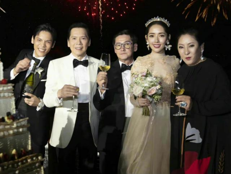 倪妮|郭碧婷:我与豪门阔太陈岚的甜蜜生活