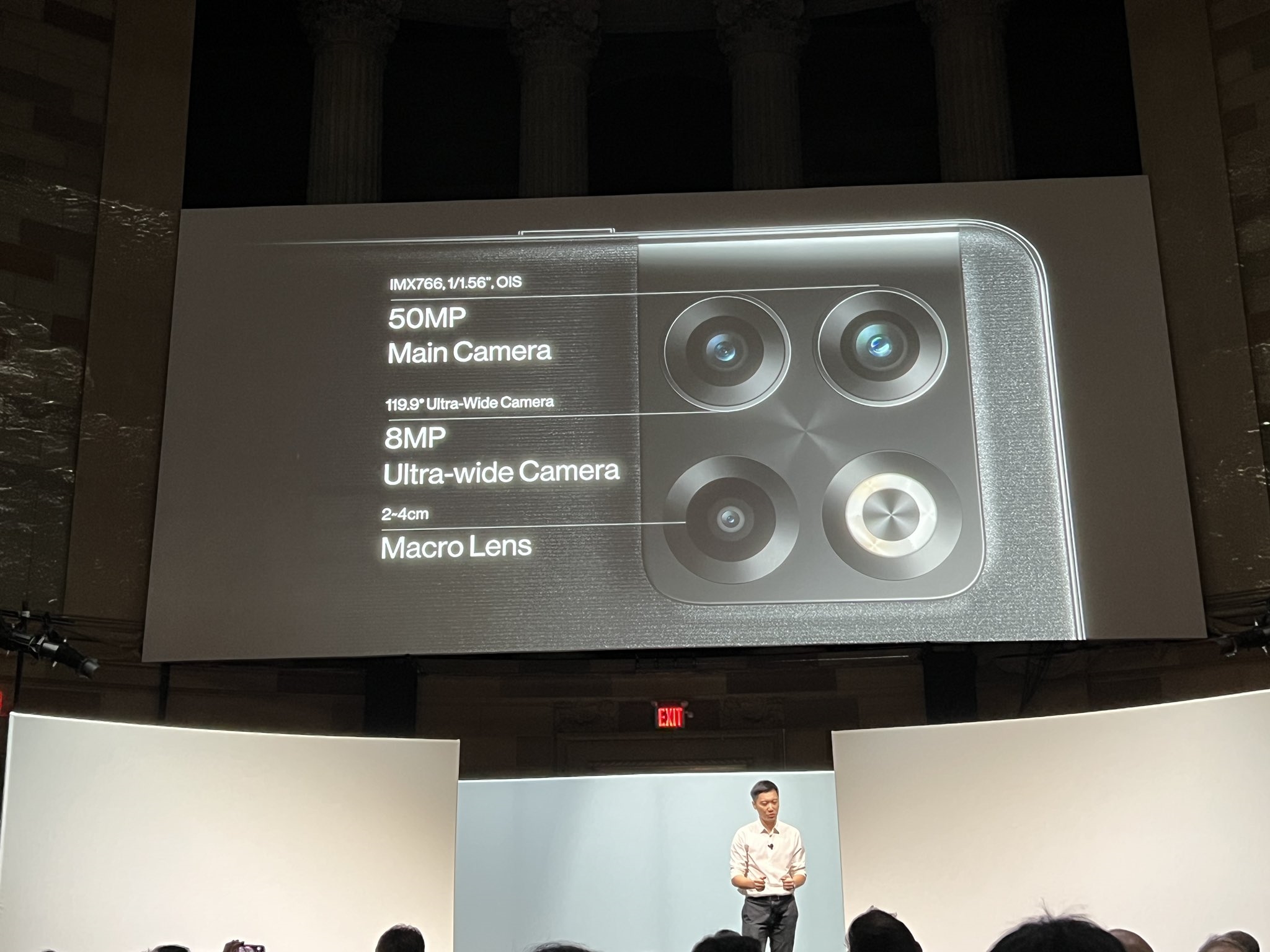 一加OnePlus 10T海外亮相 搭载骁龙8+ Gen 1、150W充电功率