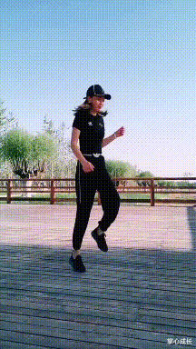 发型 事实证明，多帅的发型都弥补不了颜值的差距！太扎心....