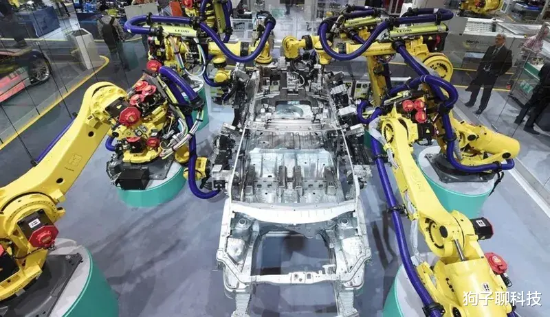 富士康|被美国殖民的日本真惨啊,科技产业稍微冒头就被美国抓高管