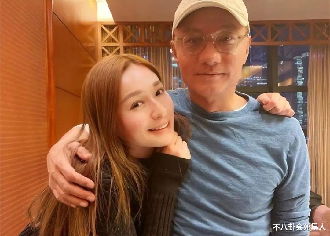 男神 12位香港男神的女儿，有人1米8身材火辣，有人胖到200斤