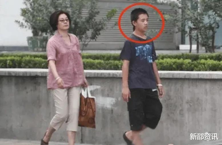 丛珊|演员丛珊:凭《牧马人》爆红后嫁法国人,如今咋样了?