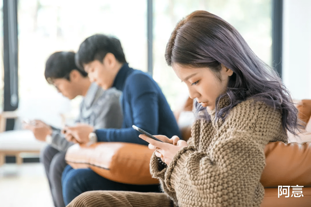 便利店|网上的杠精，现实的losser