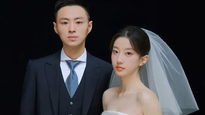 富二代|富二代结婚都不做“背调”？花珊珊前任的现任曝光，脸更惹眼