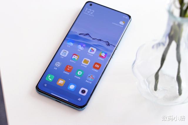 小米科技|新手机千万别瞎买，3000元价位就选这三款，看看有你在用的吗？